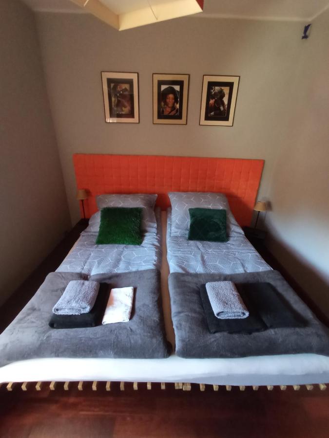 Niewielki Pokoj Jedno Lub Dwuosobowy W Duzym Mieszkaniu W Gdansk Wrzeszcz Ul Smoluchowskiego Kolo Akademii Medycznej - Cooliving Exteriér fotografie