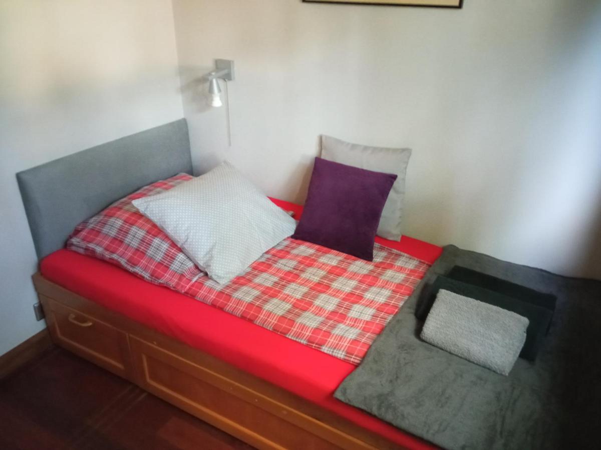 Niewielki Pokoj Jedno Lub Dwuosobowy W Duzym Mieszkaniu W Gdansk Wrzeszcz Ul Smoluchowskiego Kolo Akademii Medycznej - Cooliving Exteriér fotografie
